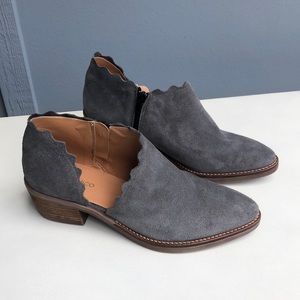 Klub Nico Gray Suede Booties Like New